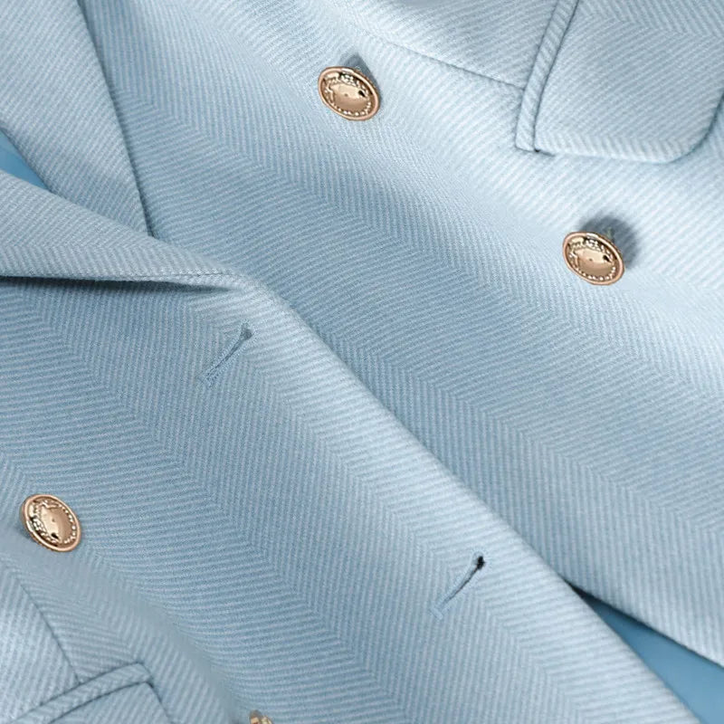 Blazer feminino de alfaiataria acinturado com botões frontais
