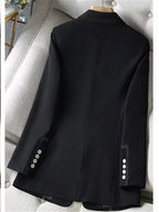 Blazer feminino de alfaiataria acinturado com botões frontais
